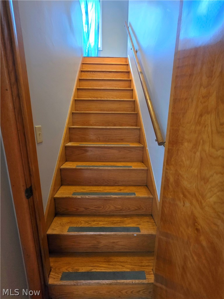 1104 Cassingham Avenue Coshocton OH 43812
