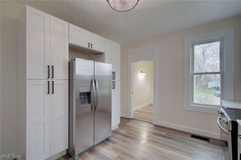 2135 Cherry Avenue Alliance OH 44601