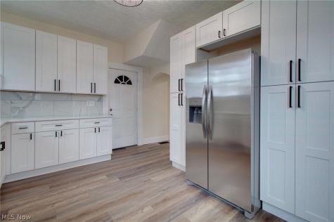 2135 Cherry Avenue Alliance OH 44601