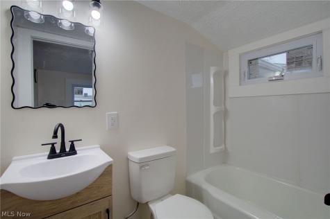 2135 Cherry Avenue Alliance OH 44601
