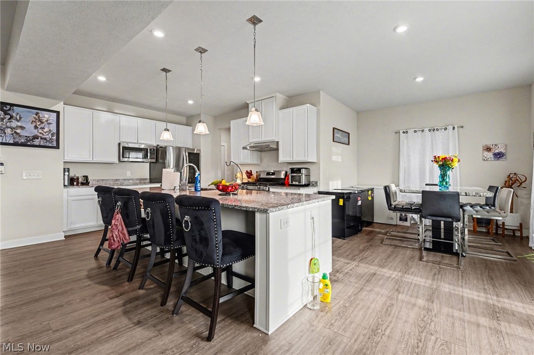 3268 Stoneleigh Road NE Canton OH 44721