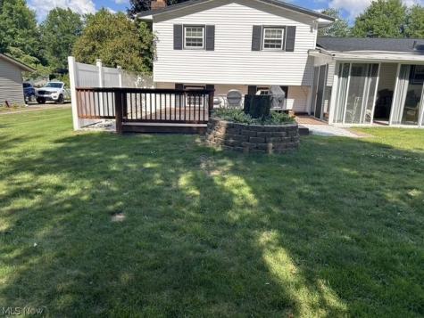 8639 Candlewood Avenue NW North Canton OH 44720