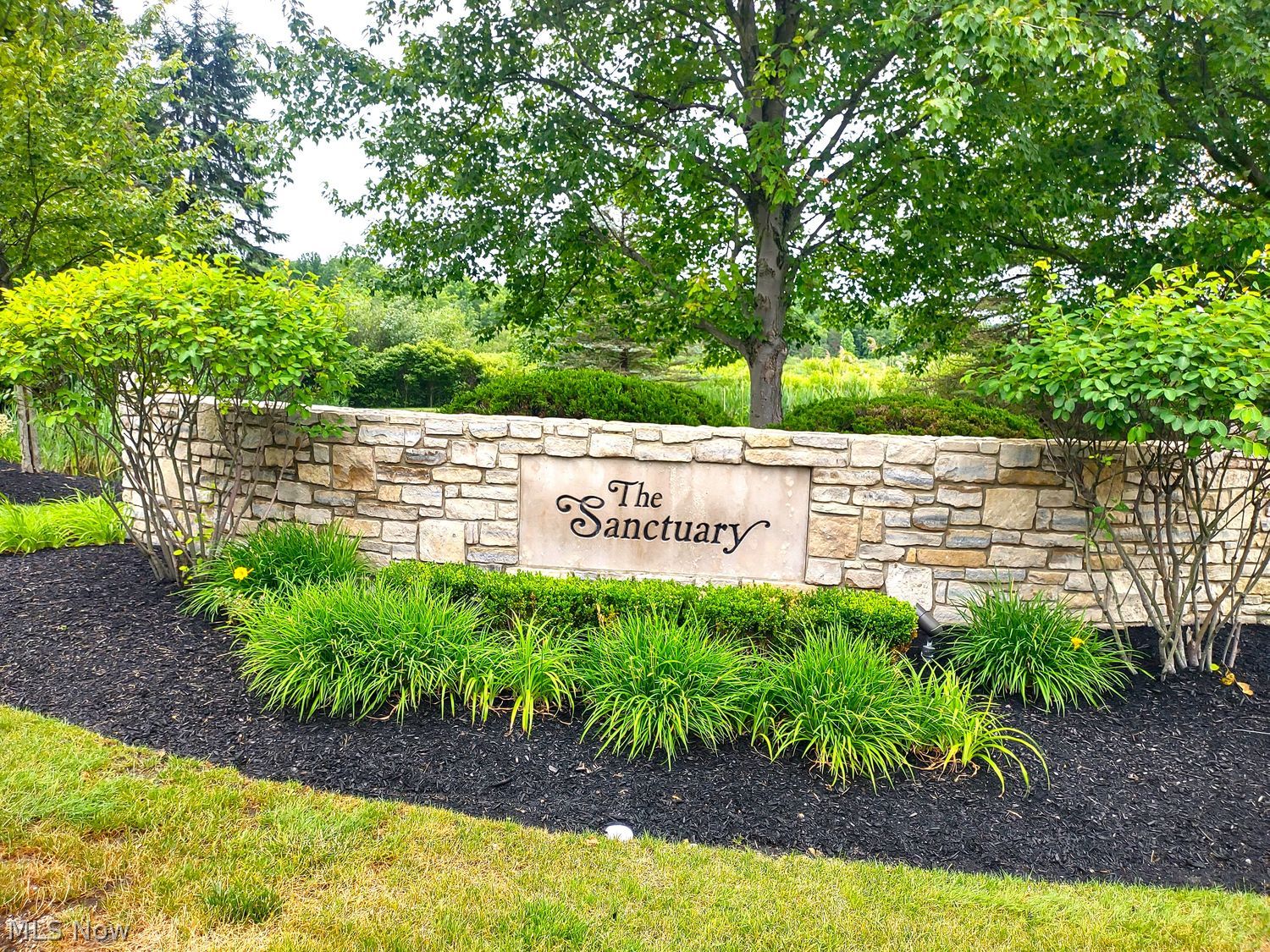 8630 Tamarack Trail Chagrin Falls OH 44023
