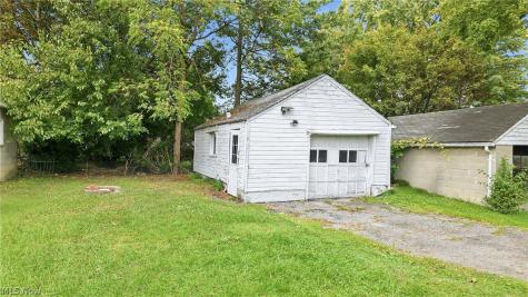 1946 Connecticut Avenue Youngstown OH 44509
