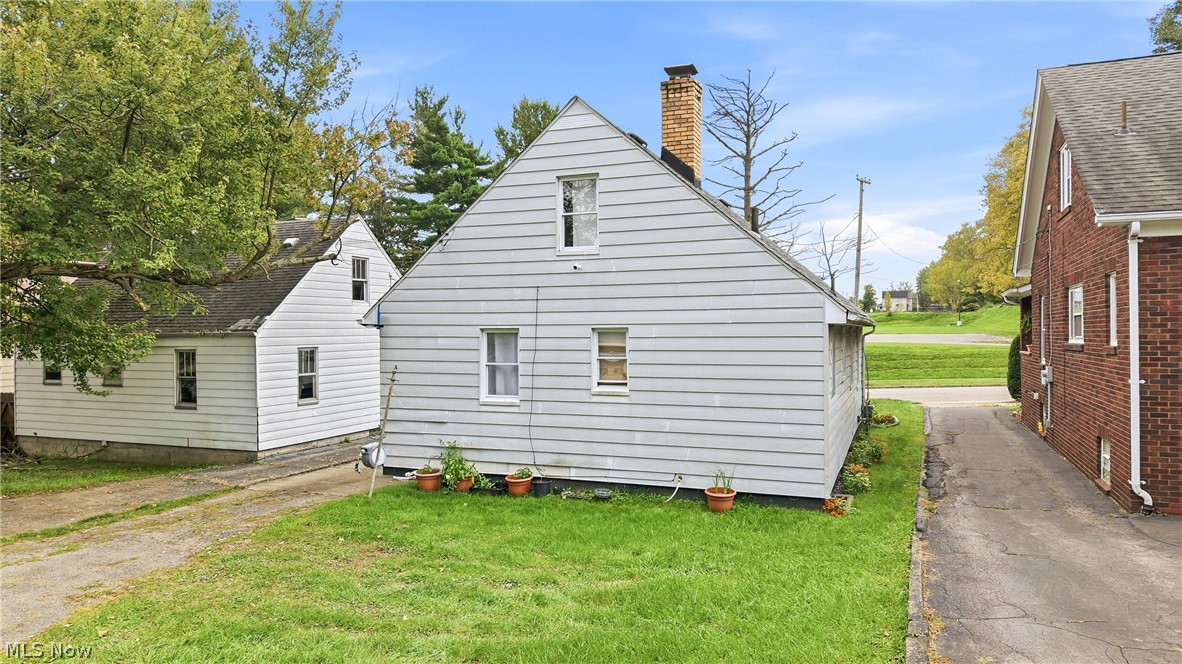 1946 Connecticut Avenue Youngstown OH 44509