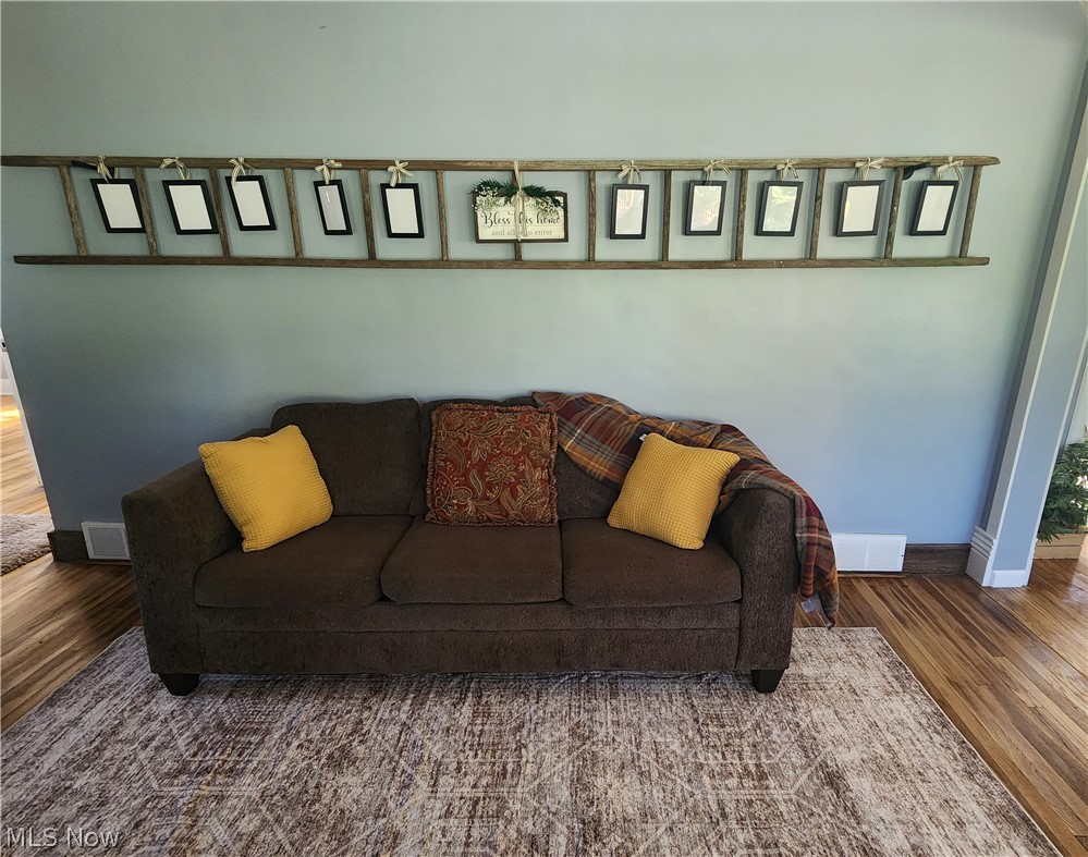 5261 Dailey Road New Franklin OH 44319