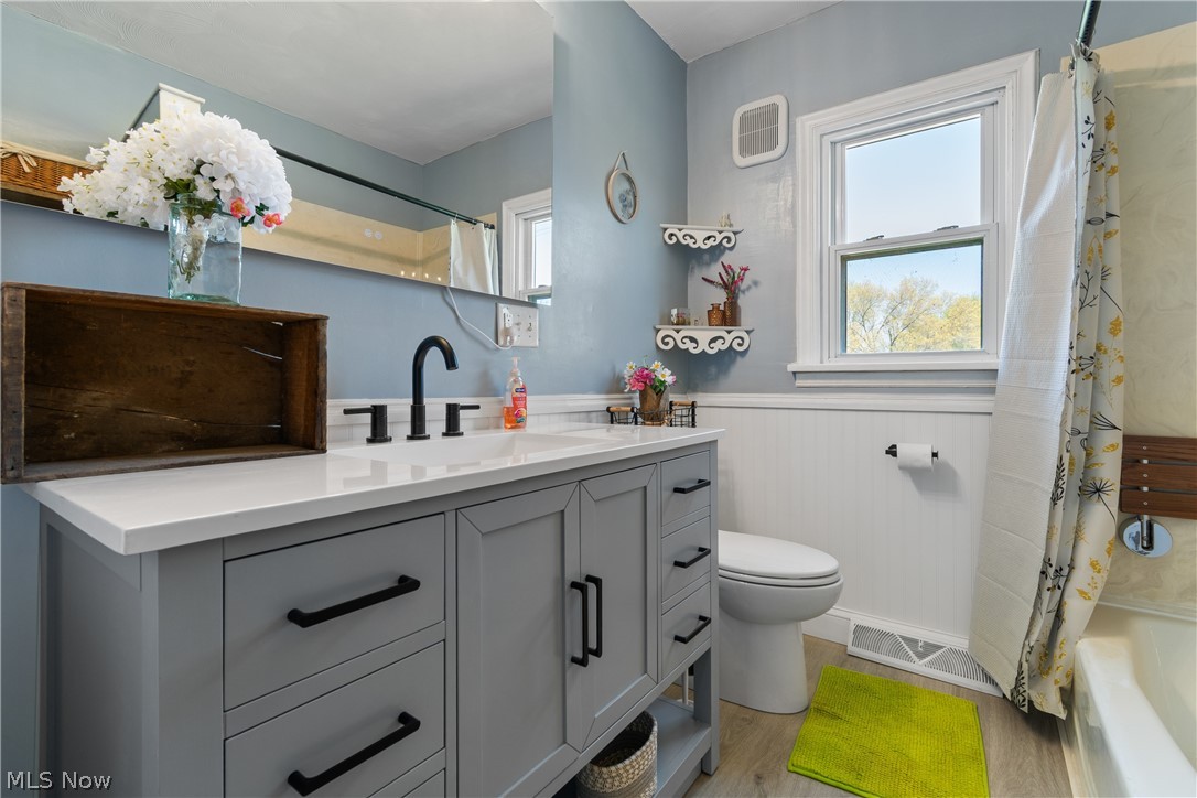 5261 Dailey Road New Franklin OH 44319