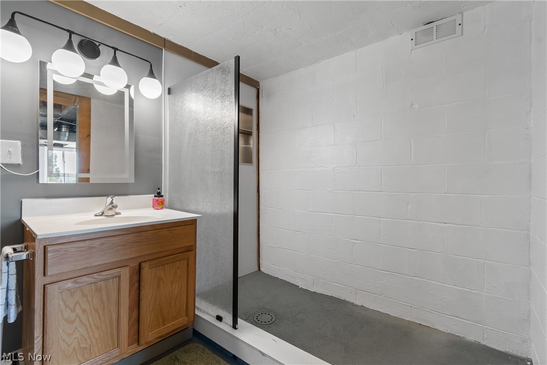 5261 Dailey Road New Franklin OH 44319