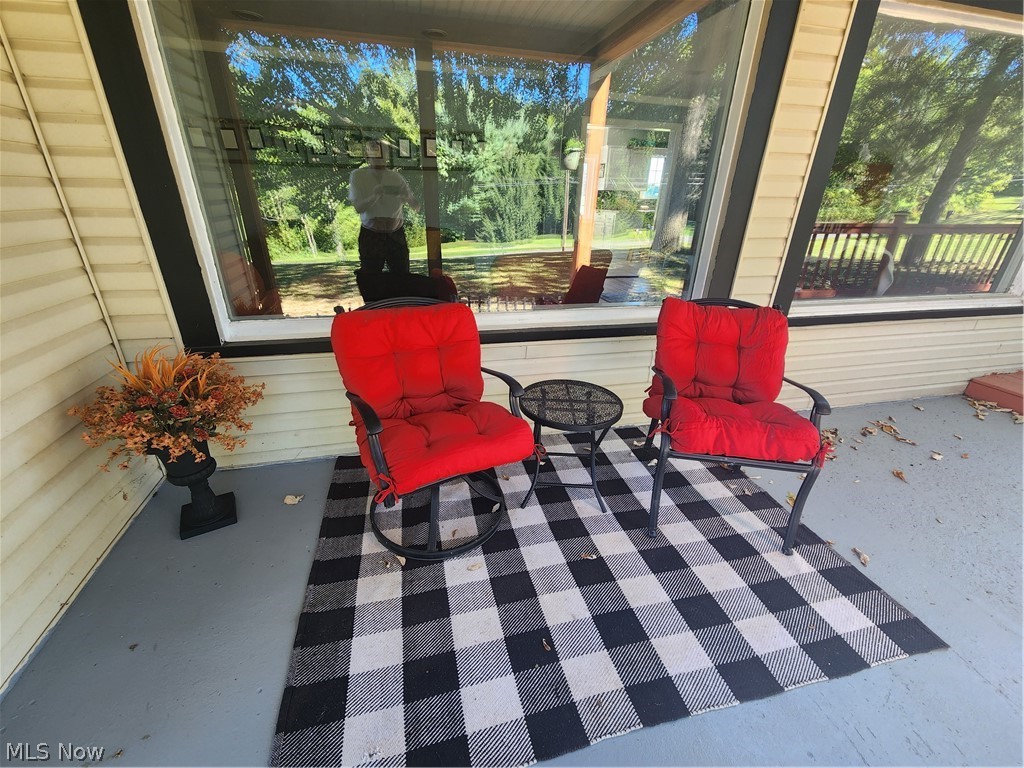 5261 Dailey Road New Franklin OH 44319
