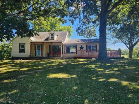 5261 Dailey Road New Franklin OH 44319