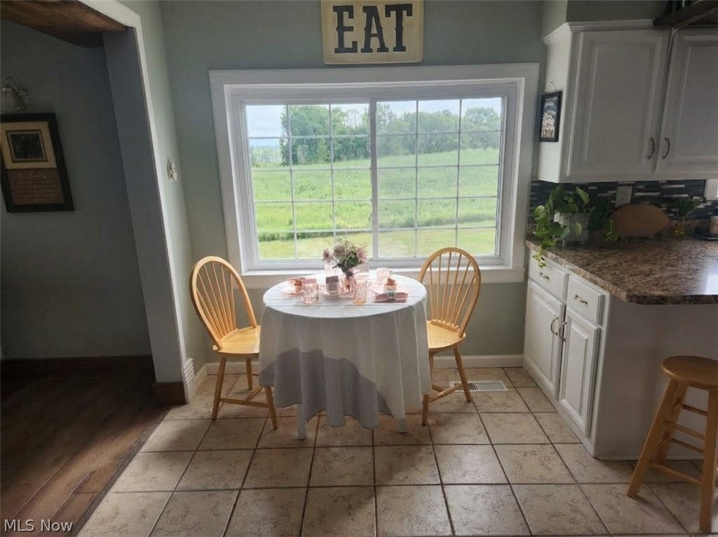 5261 Dailey Road New Franklin OH 44319