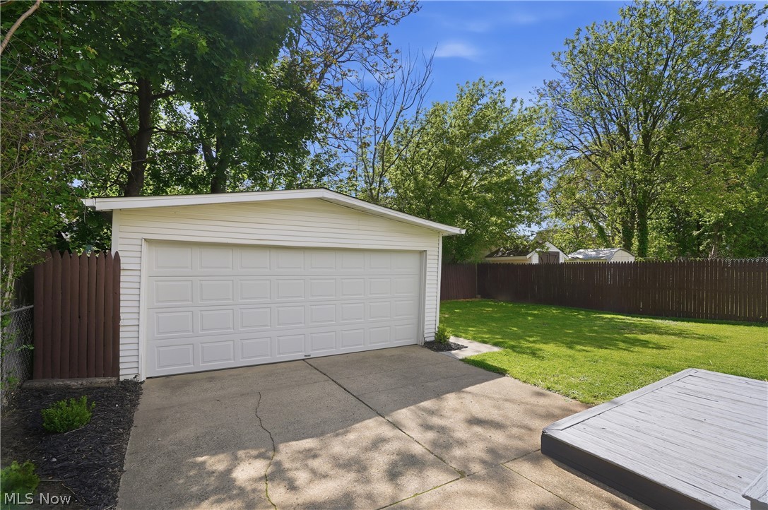 2189 20th Street SW Akron OH 44314