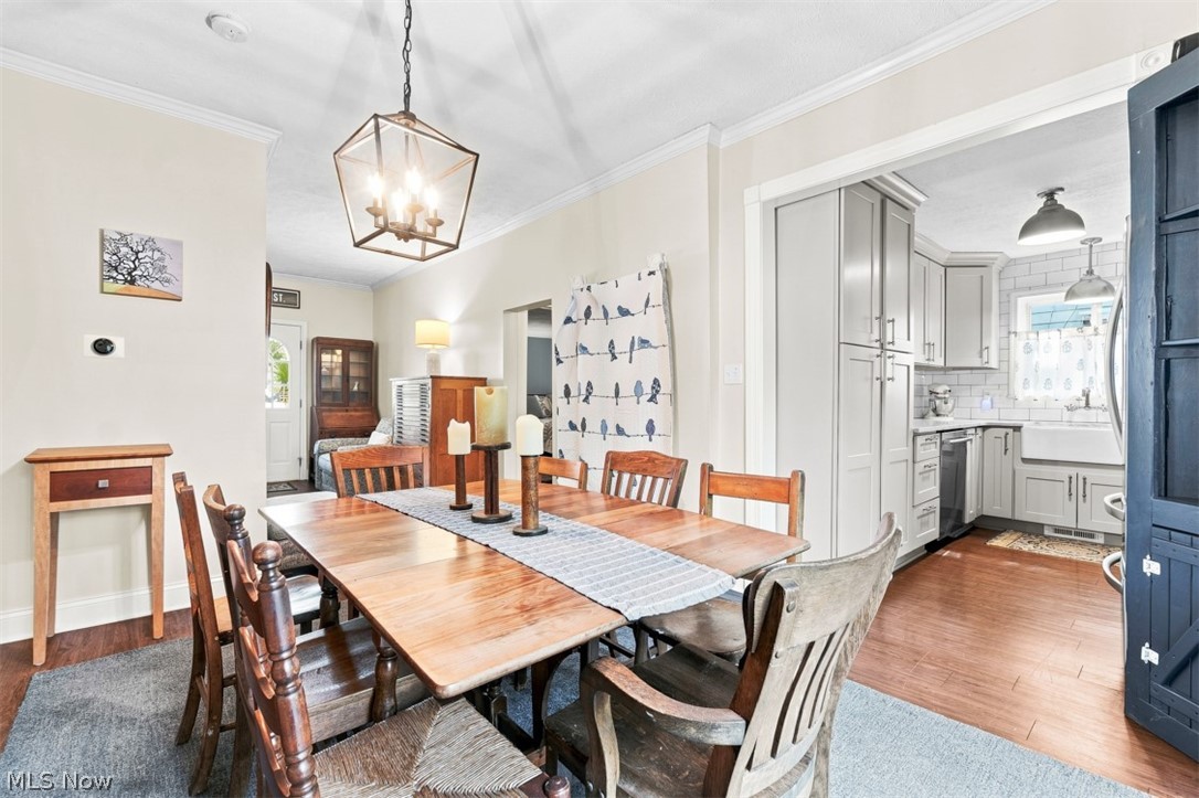 7135 Cedar Street Chagrin Falls OH 44022