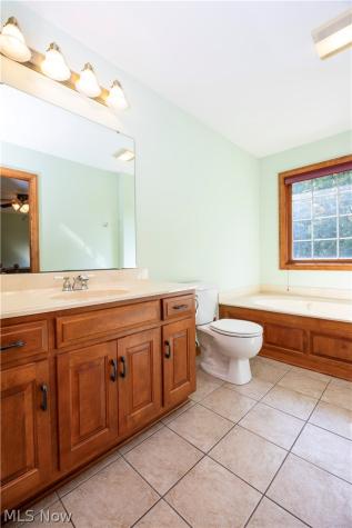744 Whitetail Crossing Wooster OH 44691