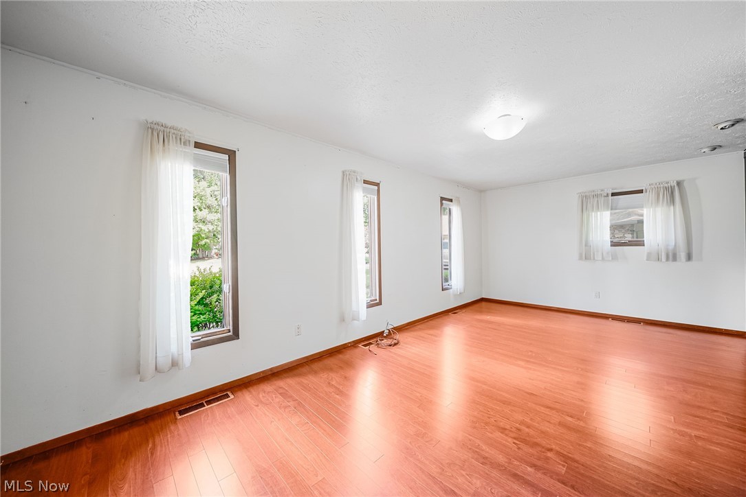 5950 Bayberry Circle North Ridgeville OH 44039