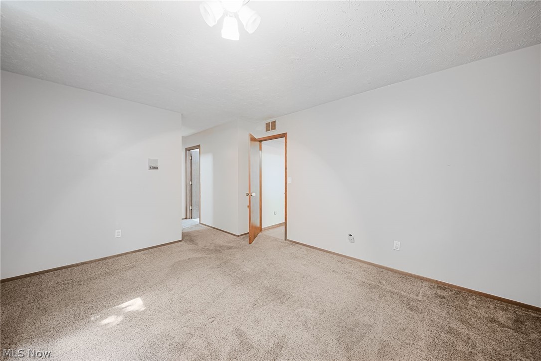 5950 Bayberry Circle North Ridgeville OH 44039
