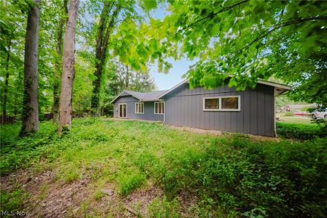 5950 Bayberry Circle North Ridgeville OH 44039