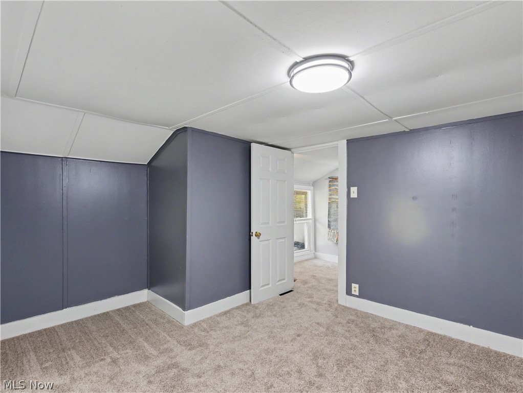 260 E Pace Avenue Akron OH 44319