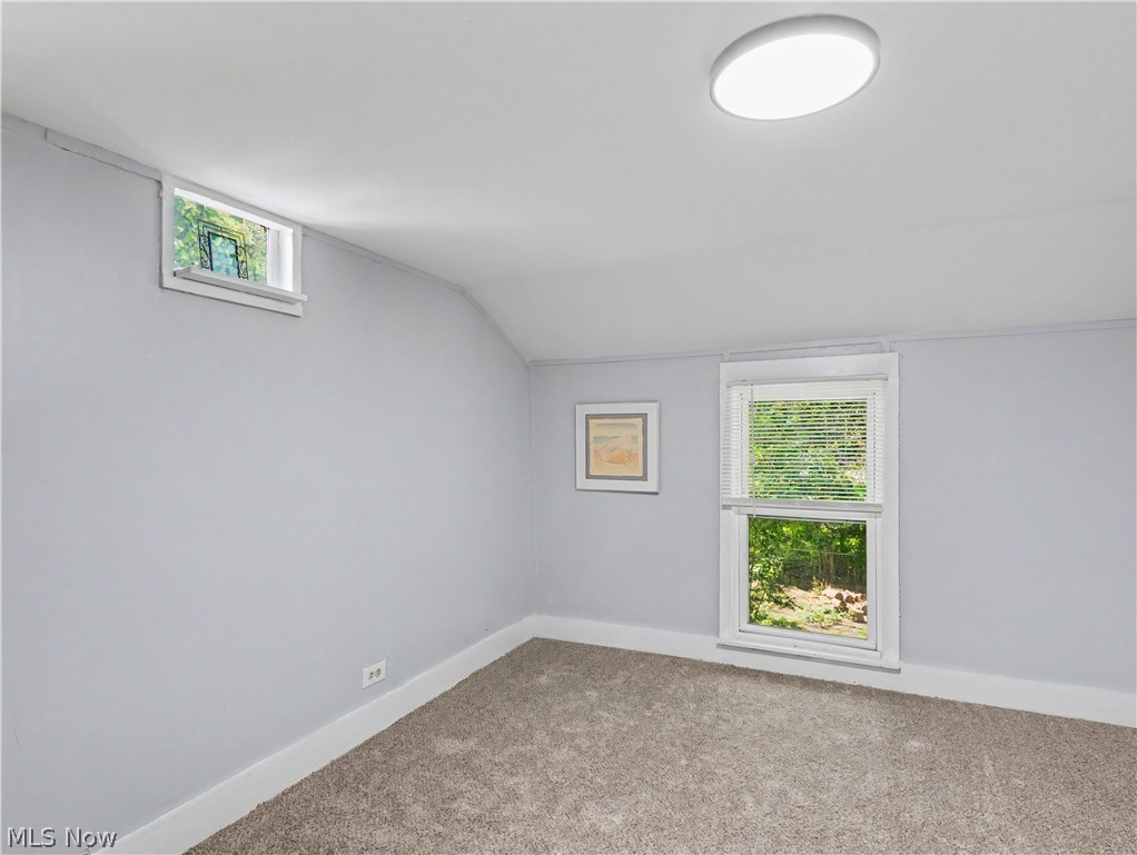 260 E Pace Avenue Akron OH 44319