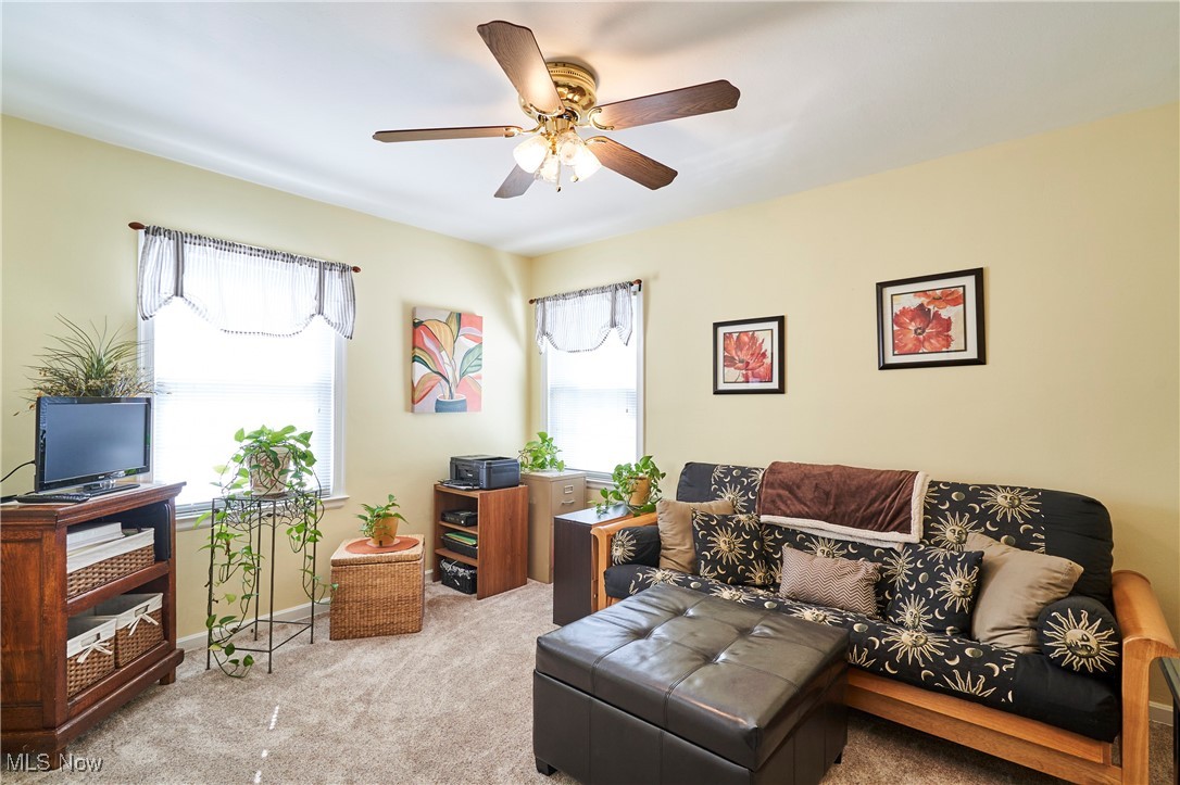 1450 Edgemoor Avenue Akron OH 44313