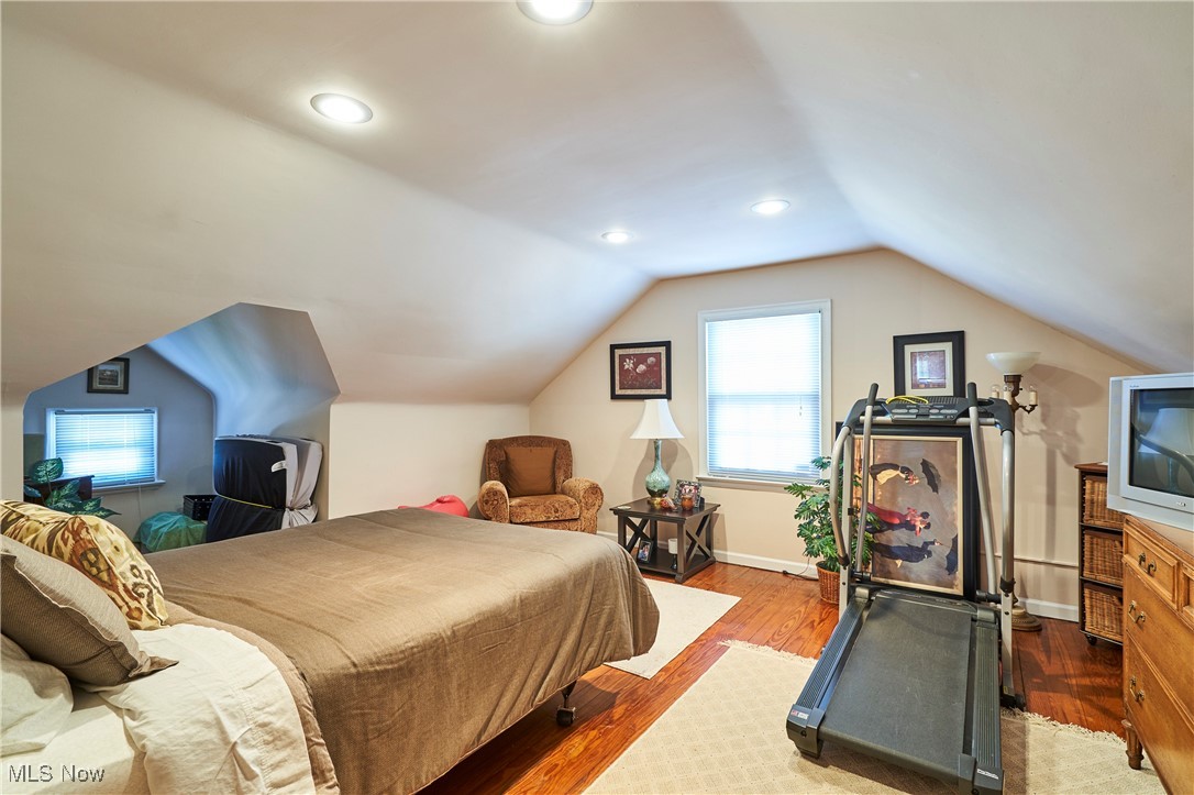 1450 Edgemoor Avenue Akron OH 44313