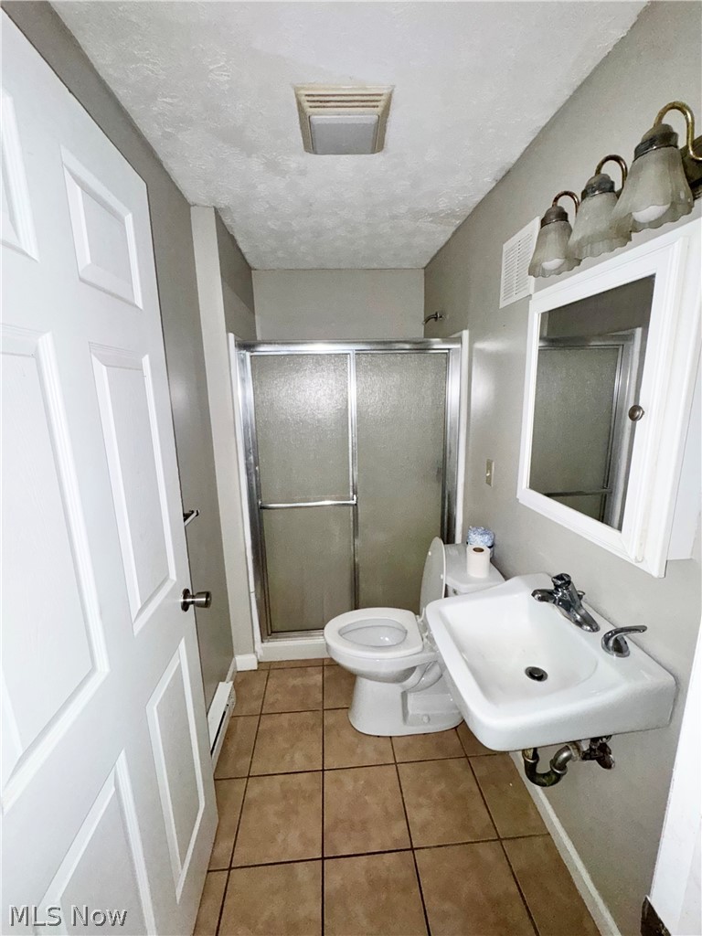 17015 Glendale Avenue Cleveland OH 44128