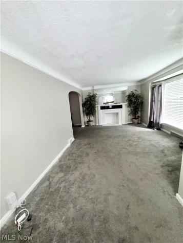 17015 Glendale Avenue Cleveland OH 44128