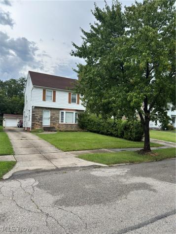 17015 Glendale Avenue Cleveland OH 44128