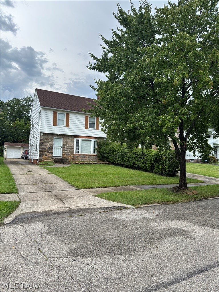 17015 Glendale Avenue Cleveland OH 44128