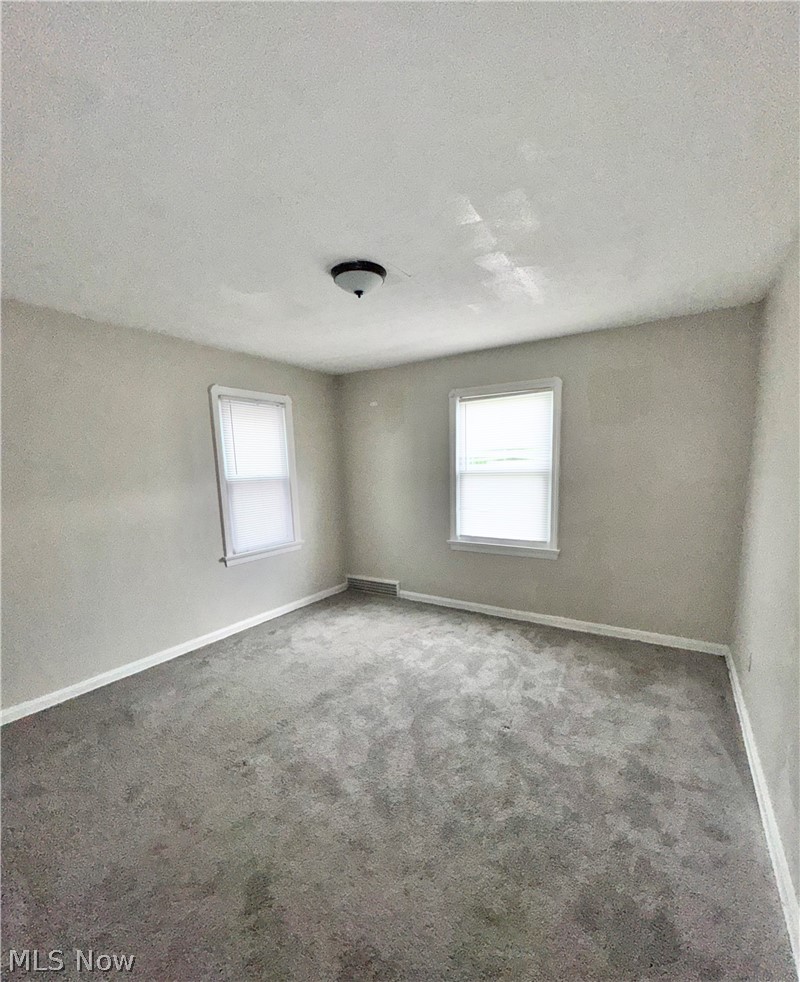 17015 Glendale Avenue Cleveland OH 44128