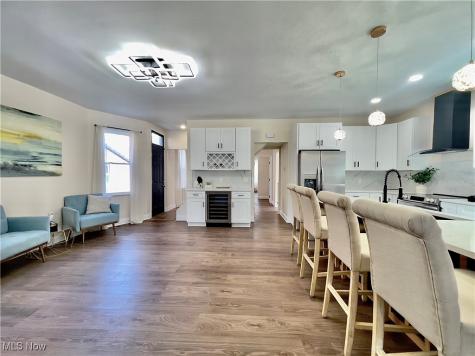 1911 Corning Avenue Cleveland OH 44109