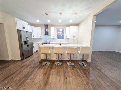 1911 Corning Avenue Cleveland OH 44109