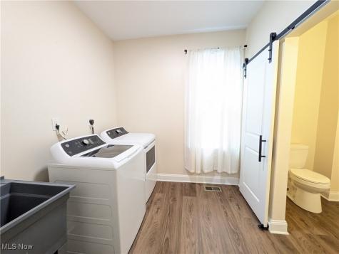 1911 Corning Avenue Cleveland OH 44109