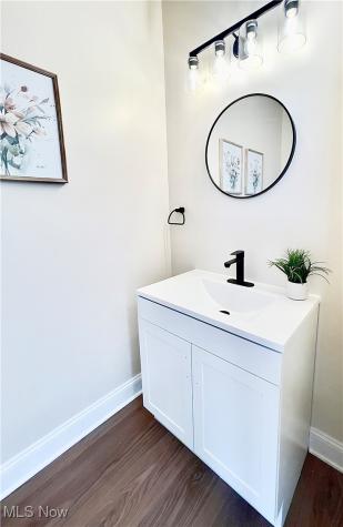 1911 Corning Avenue Cleveland OH 44109