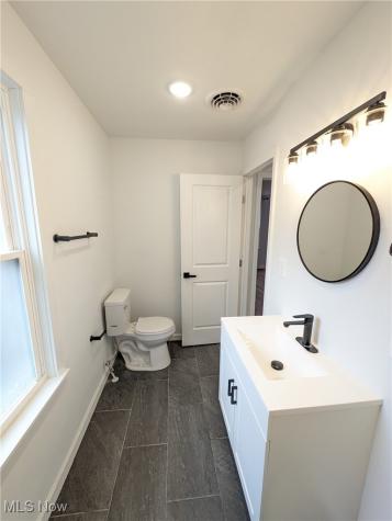 1911 Corning Avenue Cleveland OH 44109