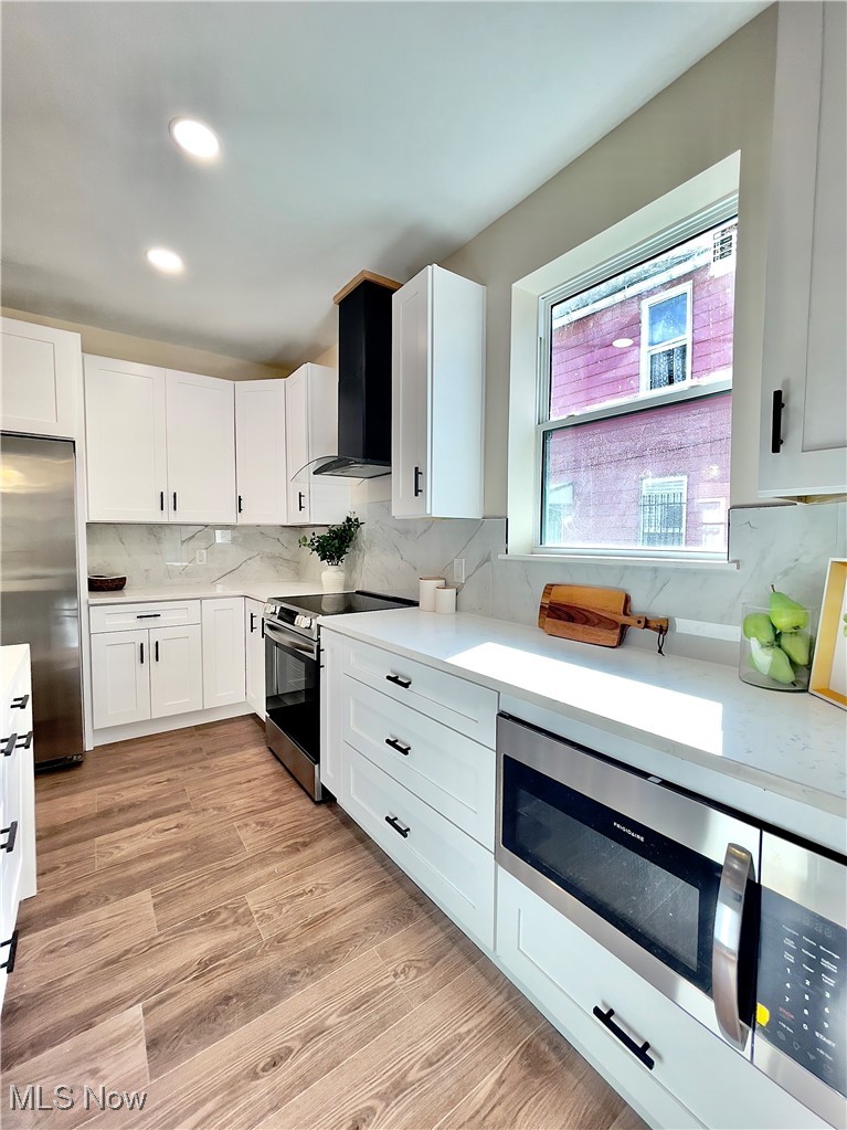 1911 Corning Avenue Cleveland OH 44109