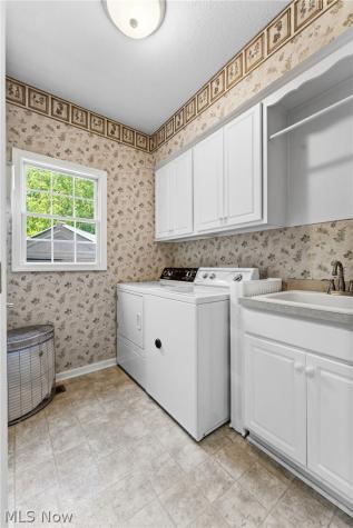 4448 Red Panda Circle NW Massillon OH 44646
