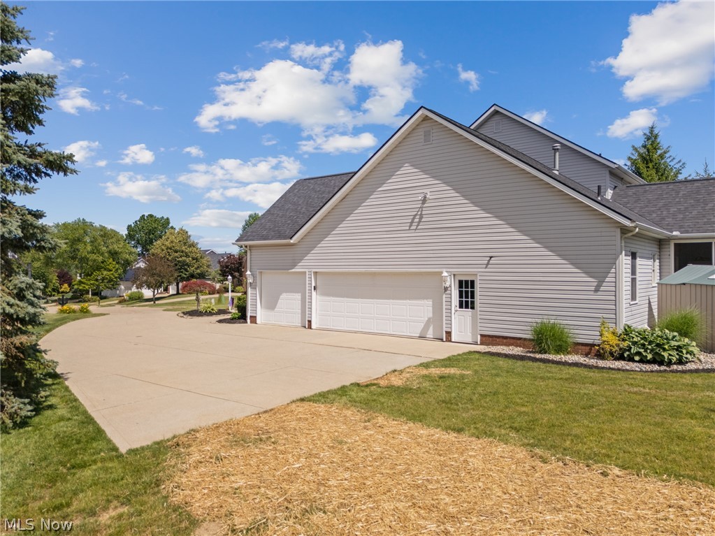 4448 Red Panda Circle NW Massillon OH 44646