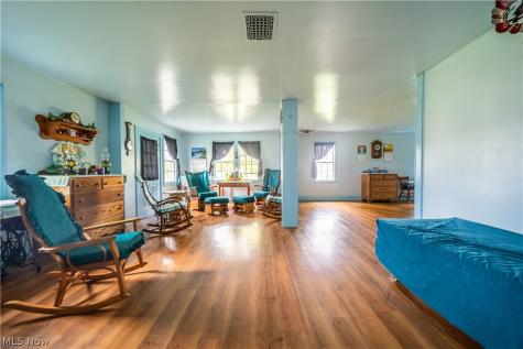 5070 State Route 167 W Pierpont OH 44082