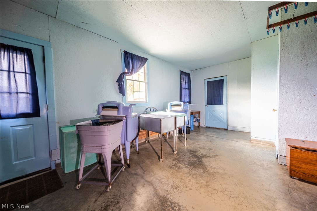 5070 State Route 167 W Pierpont OH 44082