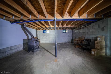 5070 State Route 167 W Pierpont OH 44082