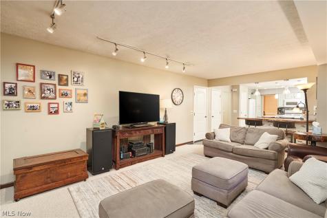 1756 Deepwood Drive Akron OH 44313