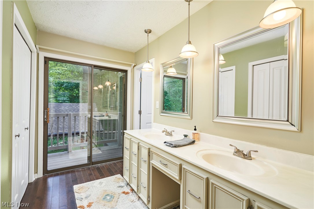 1756 Deepwood Drive Akron OH 44313