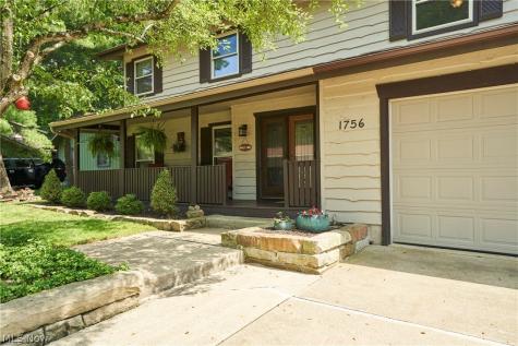 1756 Deepwood Drive Akron OH 44313