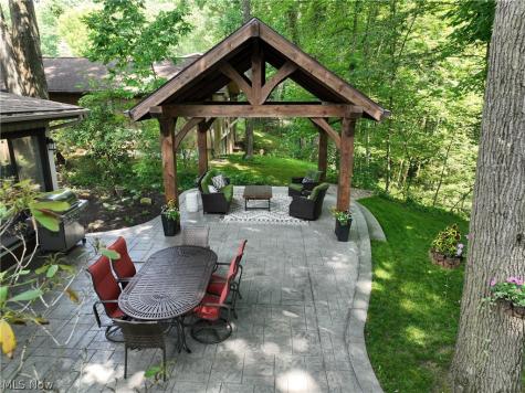 1756 Deepwood Drive Akron OH 44313