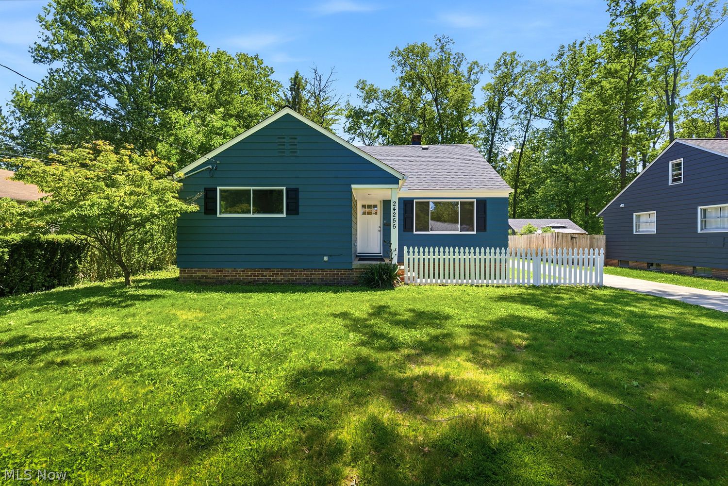 24255 Westwood Road Westlake OH 44145
