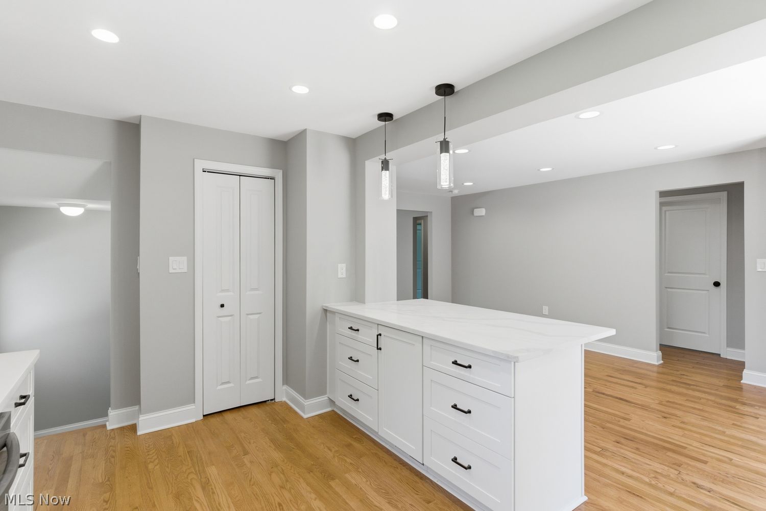 24255 Westwood Road Westlake OH 44145