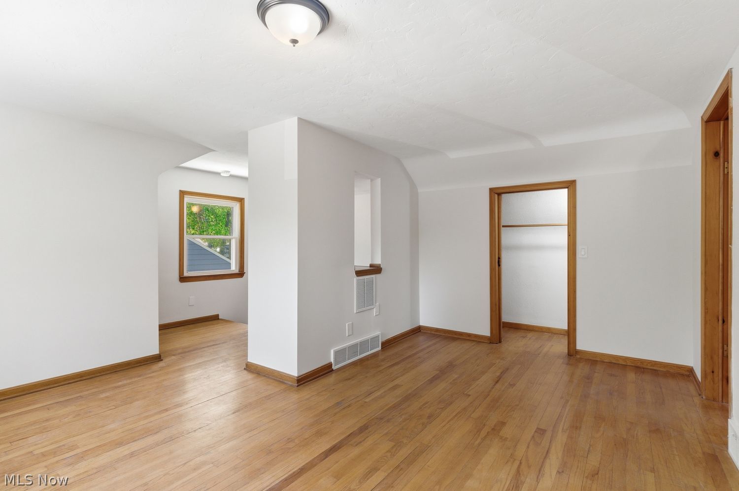 24255 Westwood Road Westlake OH 44145