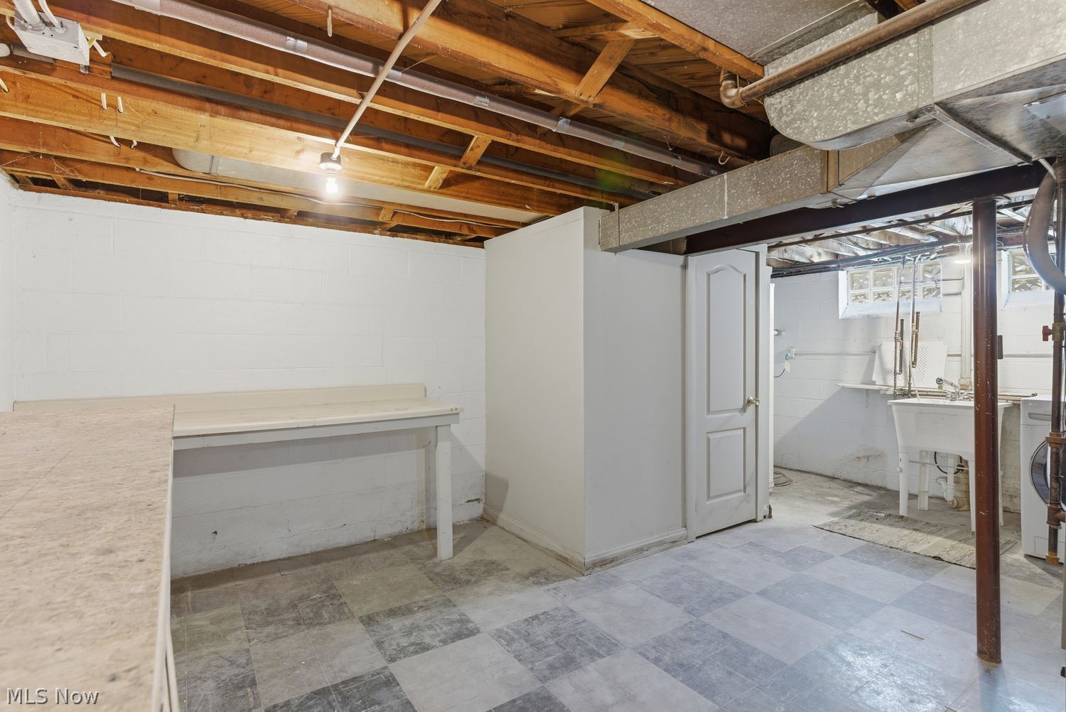 24255 Westwood Road Westlake OH 44145
