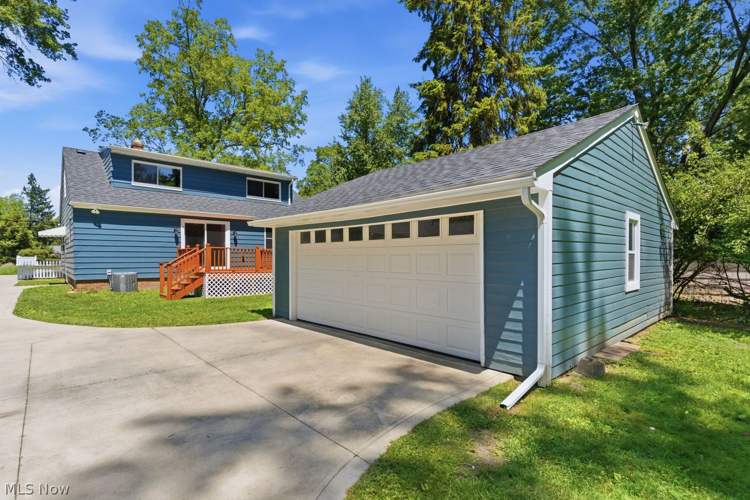 24255 Westwood Road Westlake OH 44145